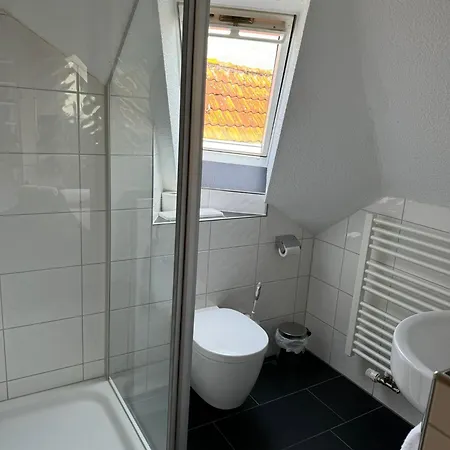 Schlossstuben 3*