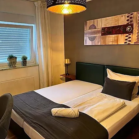 Schlossstuben 3*